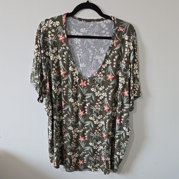 George Green Floral Print T-shirt - Picture 1 of 6